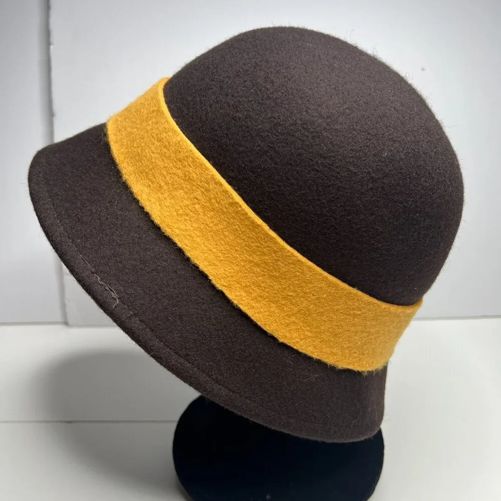 New York‎ & Co. Cloche Hat Wool Felt Buckle Fall Flapper Retro Costume Feminine